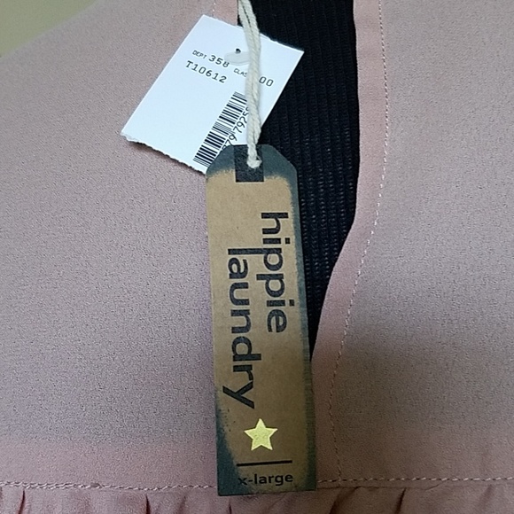 hippie laundry ruffle pink top. - Picture 5 of 6